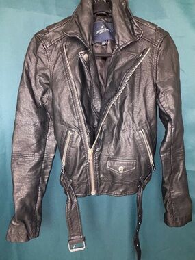 American eagle  Black Leather Moto Jacket with Belt